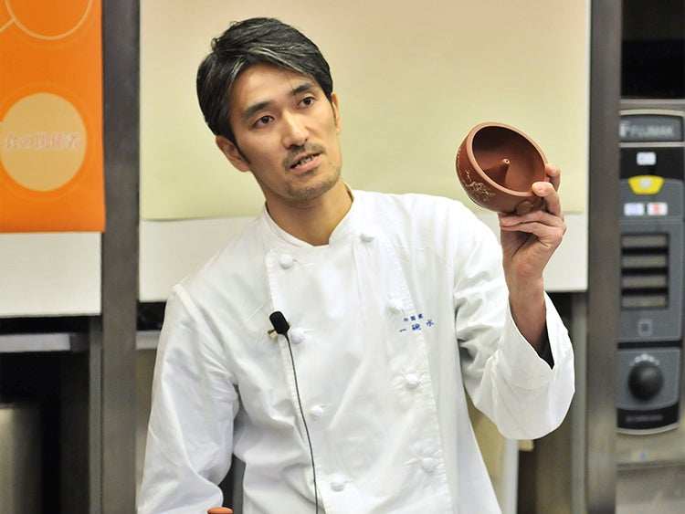 「蒸す」Program 2：料理デモンストレーション [中国料理]